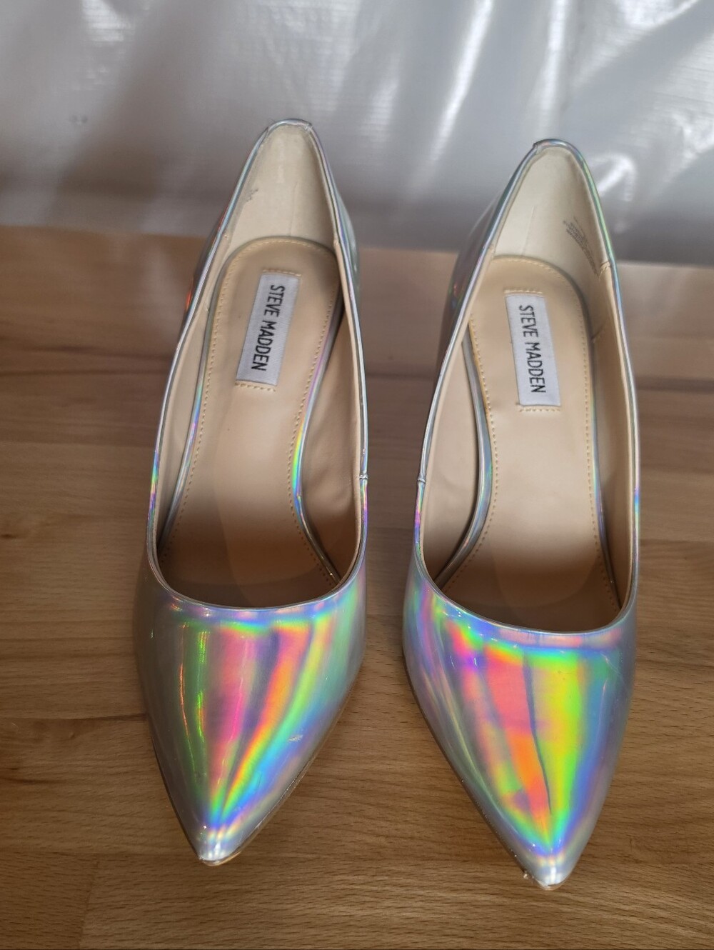 Steve Madden Salza Iridescent Metallic Pumps Size 8M Wedding Holiday Party